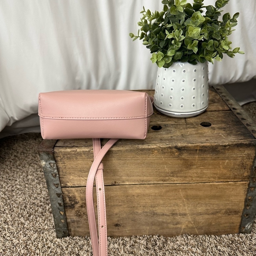 SAMARA Pink Peony Vegan Leather Medium Shoulder Crossbody Bag Purse - Picture 6 of 9